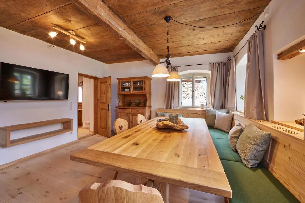 Haus Hoamat - Almrausch Apartment Farchant 0*,  Germany